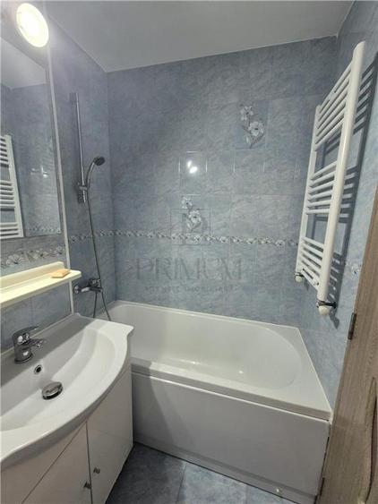 Apartament cu 2 camere decomandat, mobilat în Dâmbovița