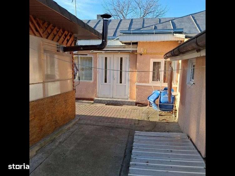 Casă cu 3 camere cu Teren 280 Mp în CFR