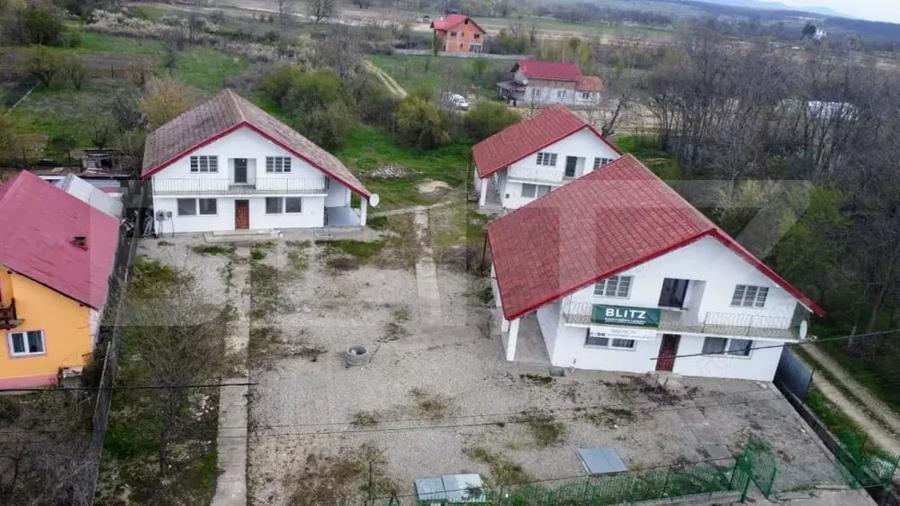 Casă cu Teren 450 Mp în Arcani