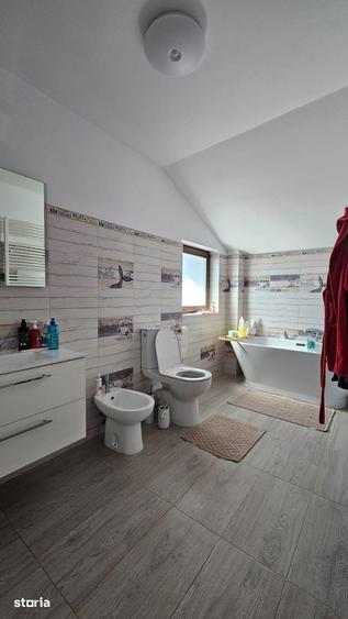 Casă cu 3 camere cu Teren 660 Mp în Bârnova
