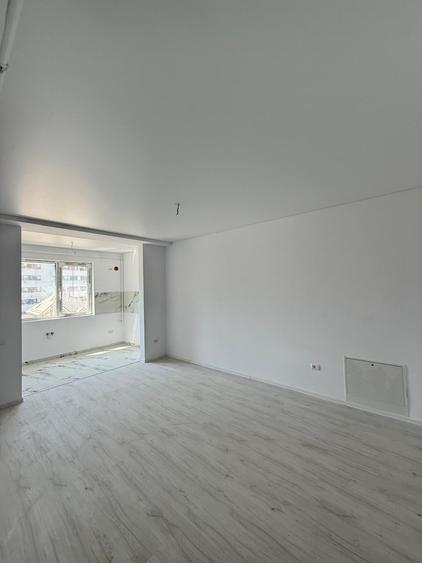 Apartament cu 2 camere semidecomandat în Militari