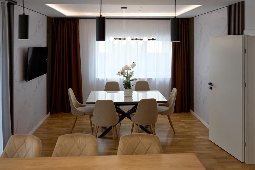 Duplex cu 5 camere cu Canalizare în Florești