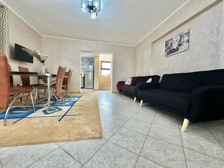 Casă individuală cu 5 camere cu Canalizare în Tohanu Nou