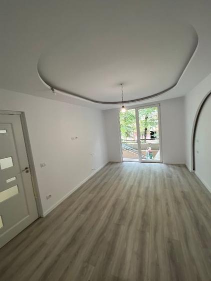 Apartament cu 3 camere decomandat în Carpați 1