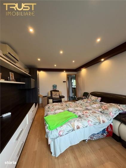 2 camere l The Office l 60 MP - 1