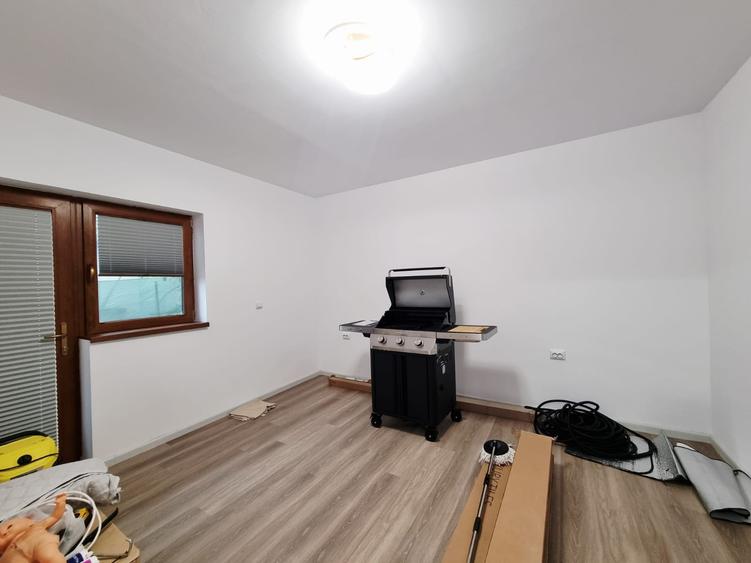 Casă individuală cu 3 camere cu Canalizare în Tulucești