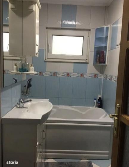 Apartament cu 2 camere decomandat în Decebal
