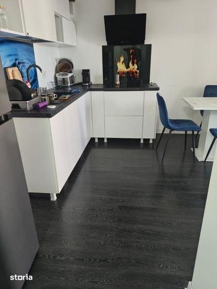 Apartament cu 3 camere în Nufărul