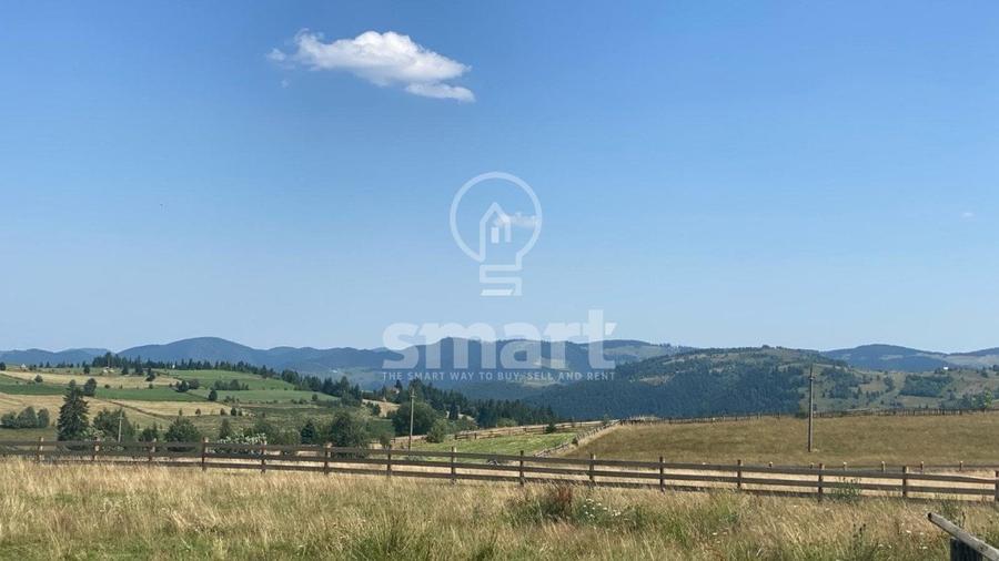 Teren Construcții intravilan de 1795 mp, în Mărișel