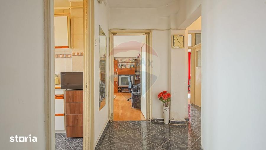Apartament cu 3 camere decomandat, mobilat în Astra