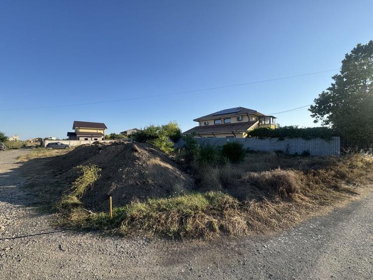 Teren Construcții intravilan de 500 mp, în Sud-Est