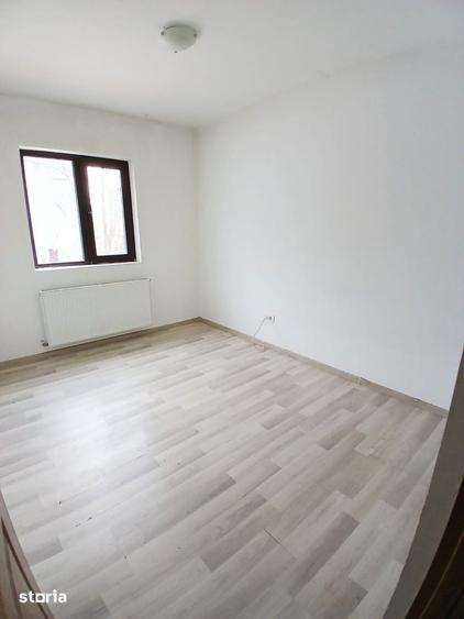 Apartament cu 3 camere decomandat în Rahova