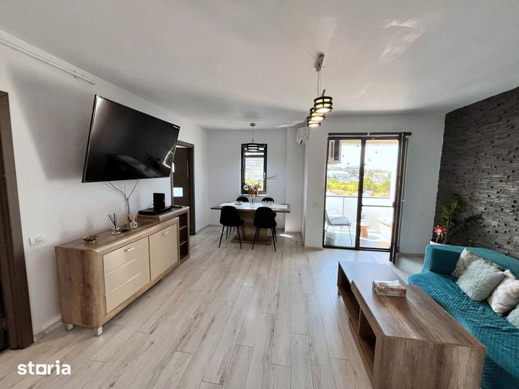 Apartament cu 3 camere decomandat în Bună Ziua