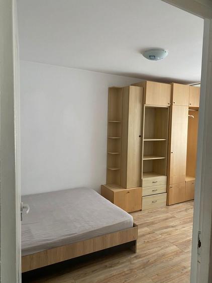 Garsonieră decomandată în Dărmănești
