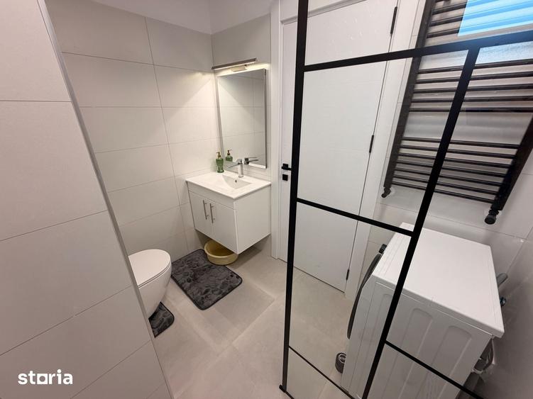 Apartament cu 3 camere decomandat în Berceni