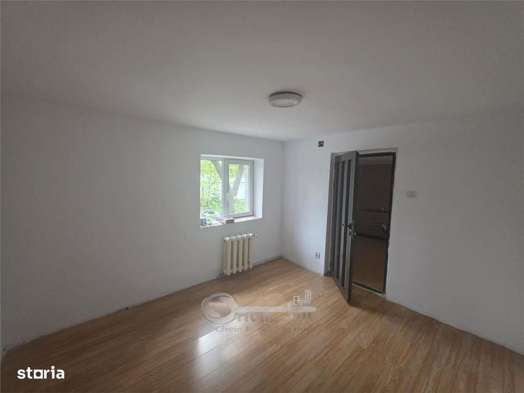 Apartament cu 3 camere decomandat în Dancu