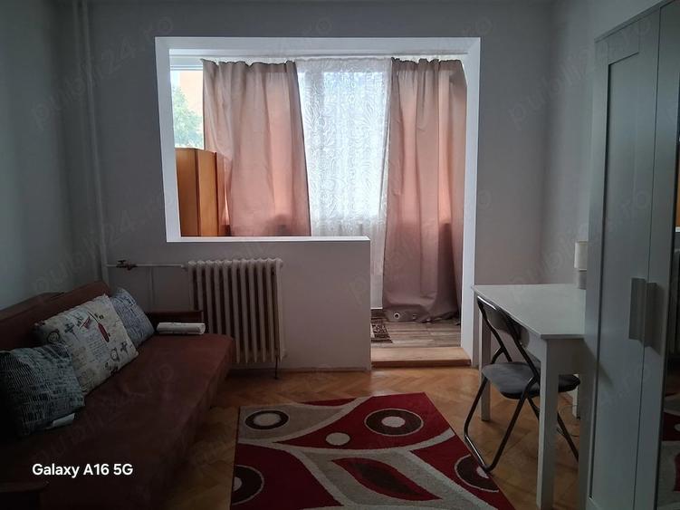 Apartament cu 2 camere semidecomandat în Complex Studențesc