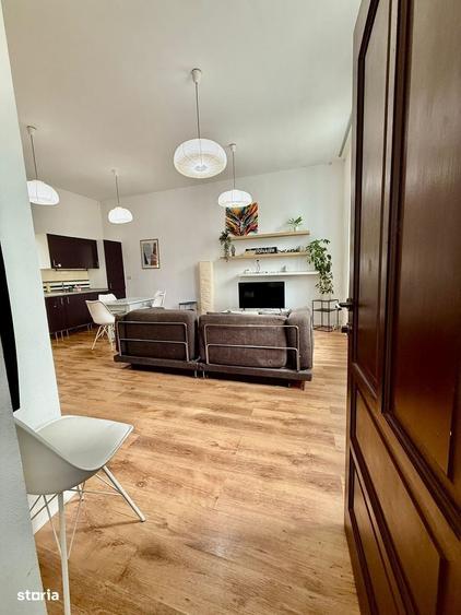 Casă cu 4 camere cu Teren 50 Mp în Ultracentral
