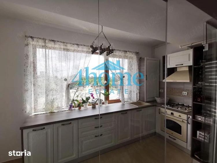 Apartament cu 3 camere, mobilat în Berceni