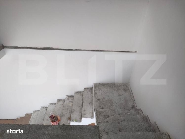 Casă cu 4 camere în Central