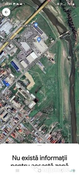 Teren de 2500 mp, în Central