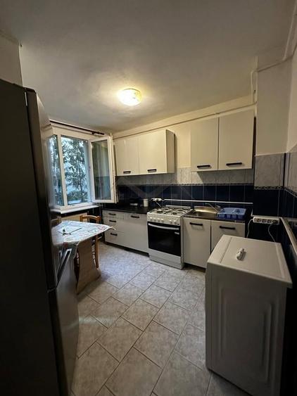 Apartament cu 2 camere decomandat, mobilat în Metalurgie