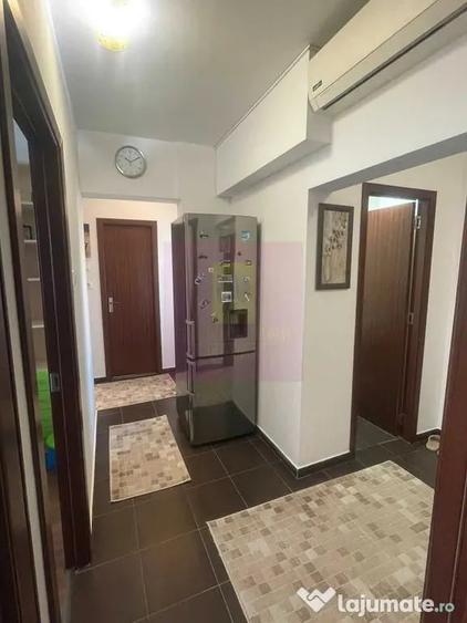 Apartament cu 3 camere decomandat în Alexandru Obregia