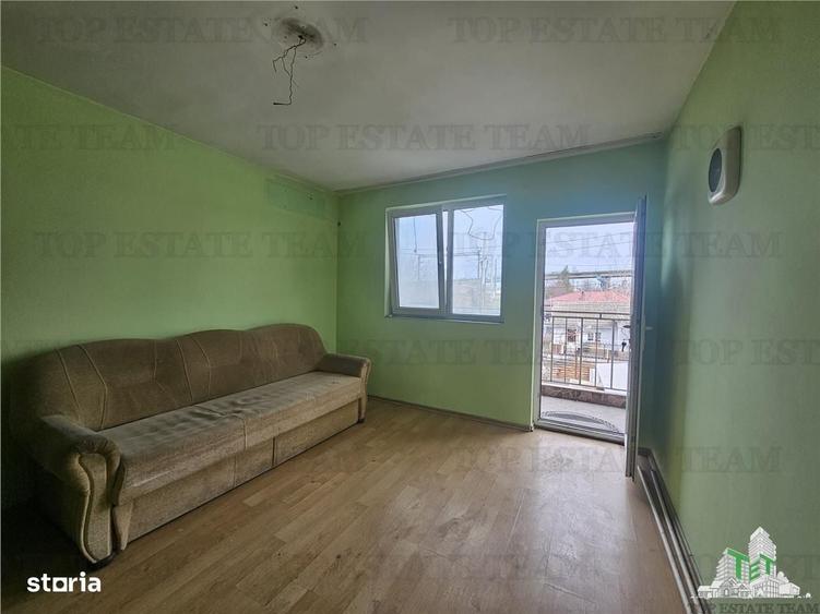 Casă cu 4 camere cu Teren 280 Mp în Central