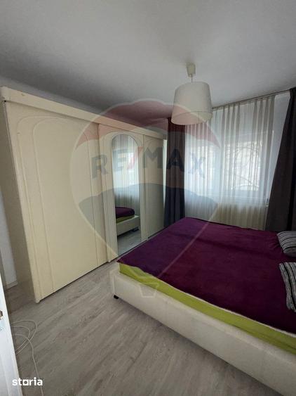 Apartament cu 4 camere decomandat, mobilat în 1 Mai