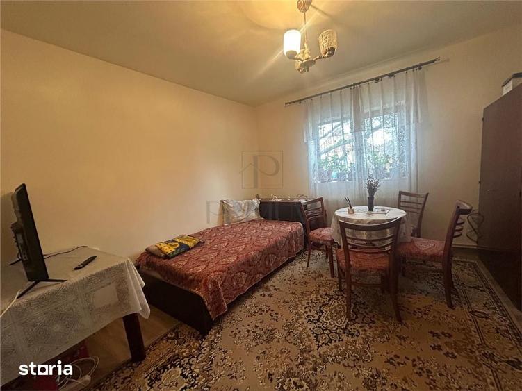 Casă cu 3 camere cu Teren 933 Mp în Sânmihaiu Român