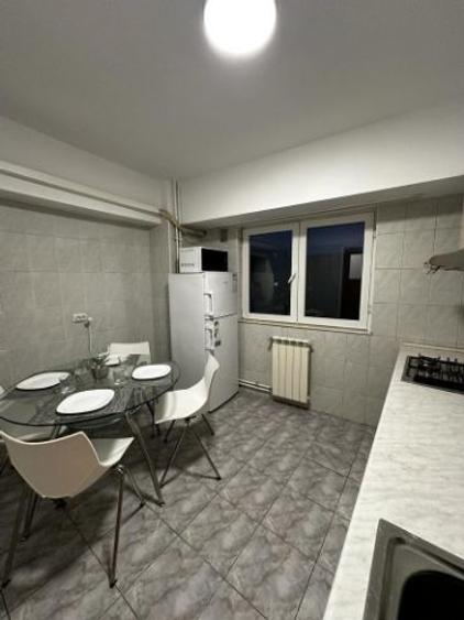 Apartament cu 2 camere decomandat în Nerva Traian