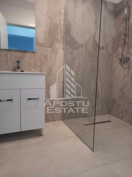 Duplex cu 4 camere cu Canalizare în Ghiroda