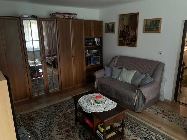 Casă cu 3 camere în Noșlac