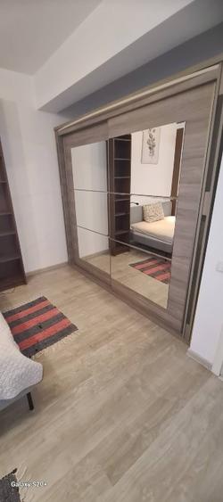 Proprietar, închiriez apartament 2 camere decomandat  - 6