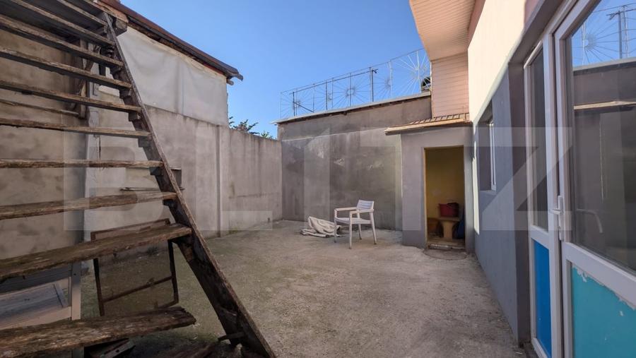 Casă individuală cu 2 camere cu Canalizare în Exterior Est