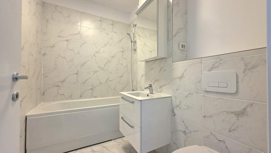 Apartament cu 3 camere, mobilat în Pantelimon