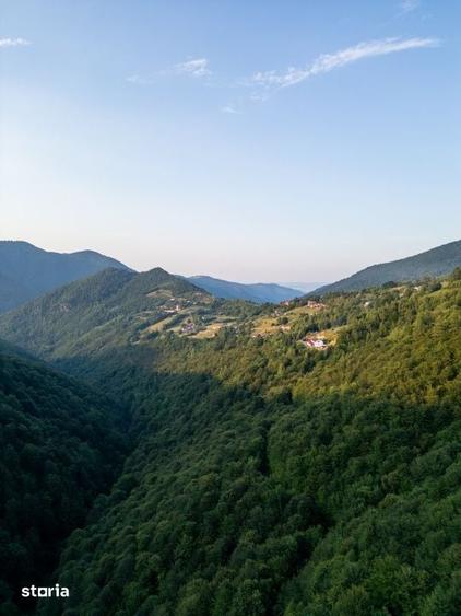 Teren de 600 mp, în Măguri