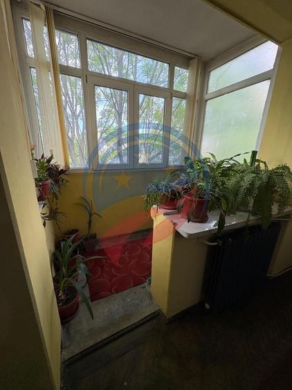 APARTAMENT 4 CAMERE , ETAJ 3 din 4, 2 BAI, 2 BALCOANE, CALEA SEVERINULUI - 12