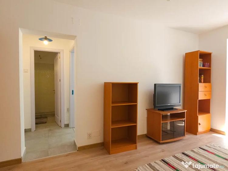 Apartament cu 2 camere semidecomandat în Central