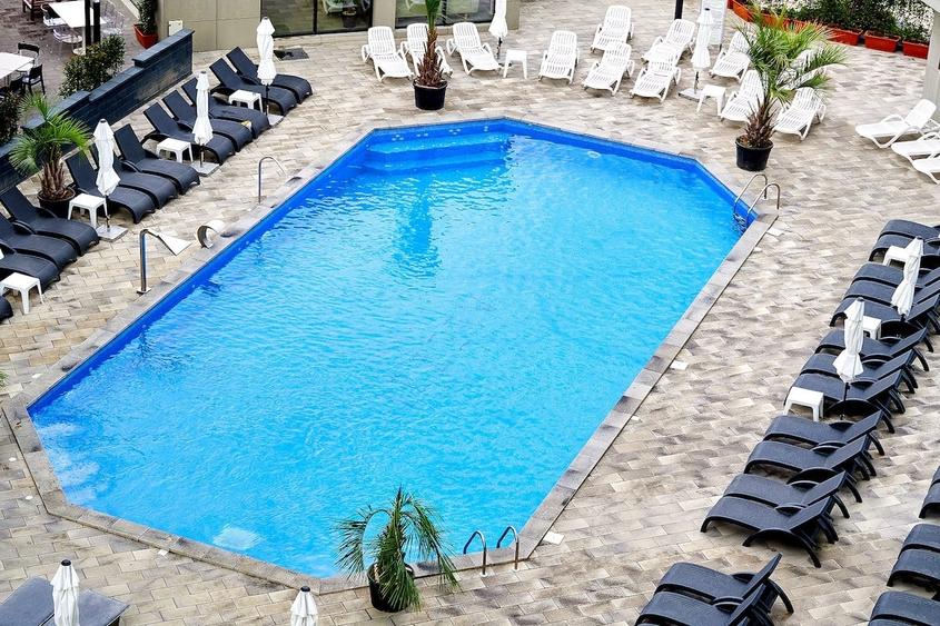 Apartament cu 2 camere decomandat în Mamaia-Sat