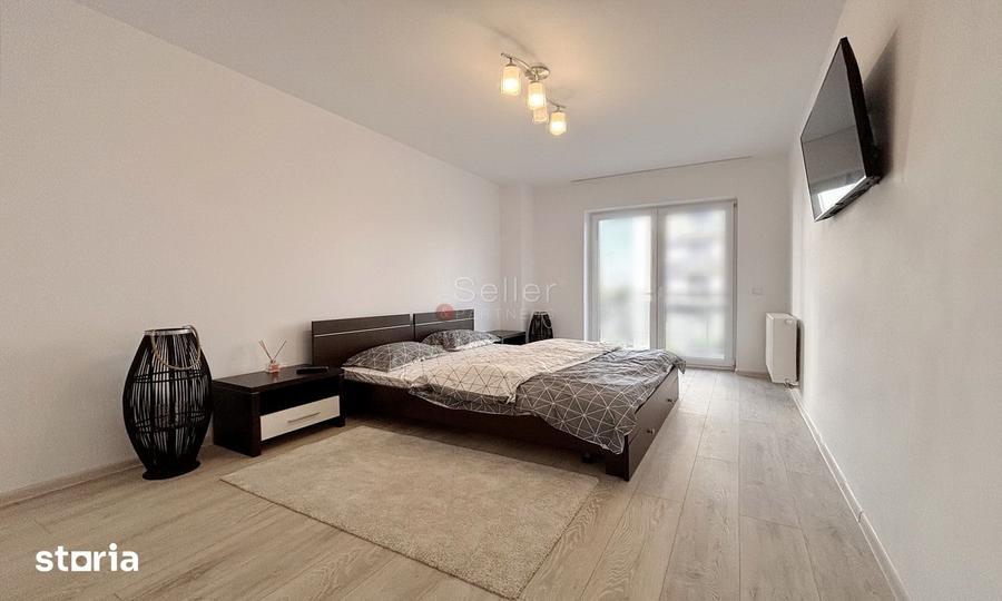Apartament cu 3 camere, mobilat în Tractorul