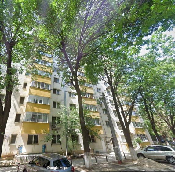 Apartament cu 2 camere decomandat în Tei
