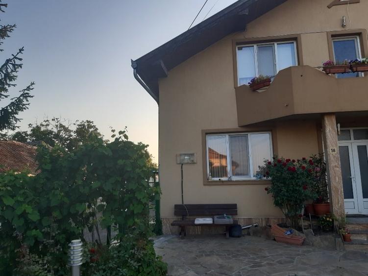 Duplex cu 4 camere cu Canalizare în Giarmata-Vii