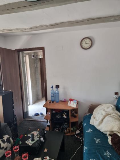 Casă cu 2 camere cu Teren 1200 Mp în Sălciile