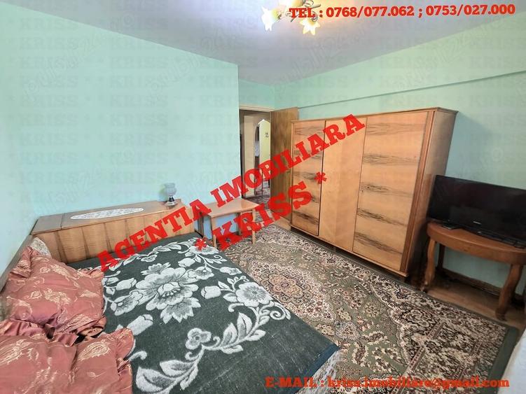 Apartament cu 3 camere decomandat în Exercițiu