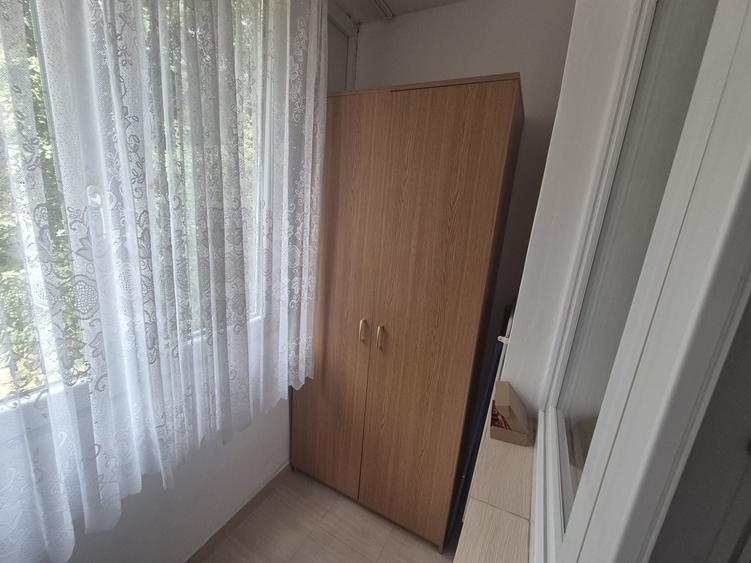 Apartament cu 2 camere semidecomandat în Nufărul