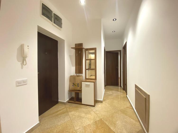 Apartament cu 3 camere decomandat, mobilat în Rahova