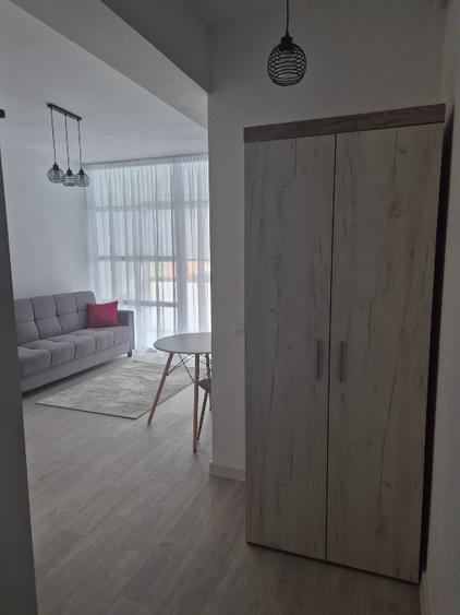 Apartament cu 2 camere semidecomandat în Cug
