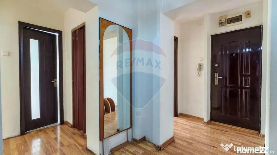 Apartament cu 2 camere decomandat în Obor