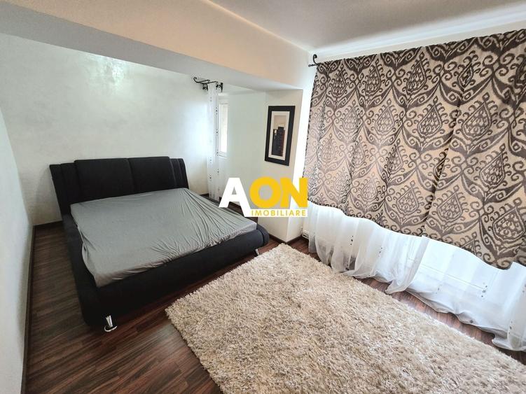 Apartament cu 4 camere decomandat, mobilat în Central